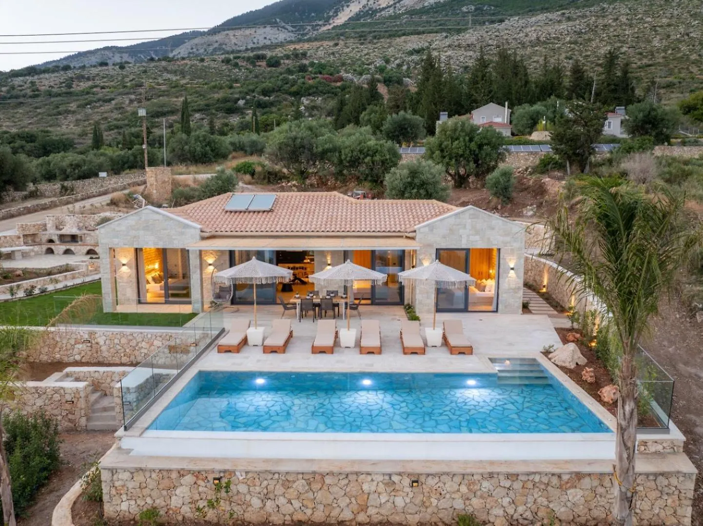 Irena Stone Villas Kefalonia Lourdata  Yunanistan